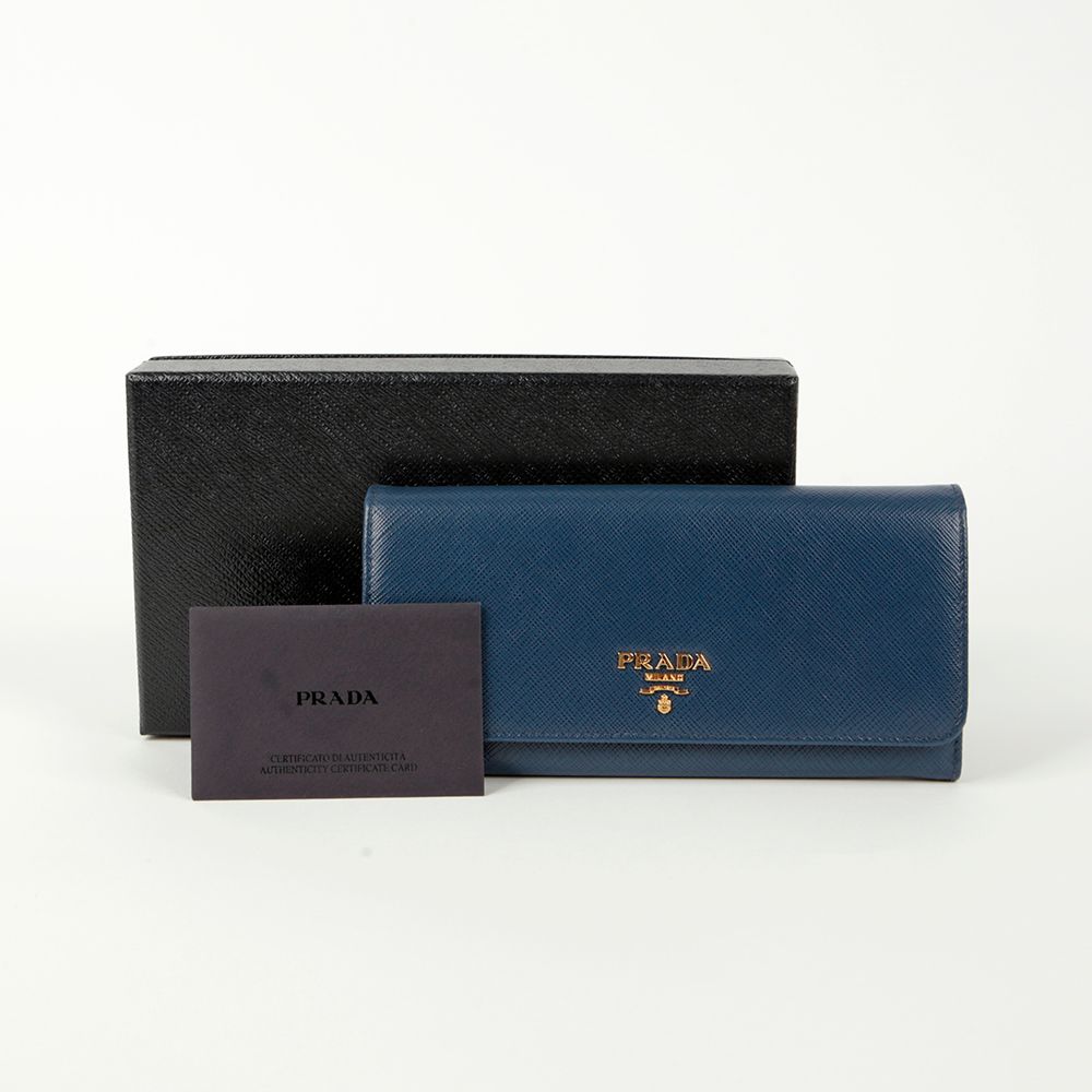 Prada Metal Logo Wallet 1MH132