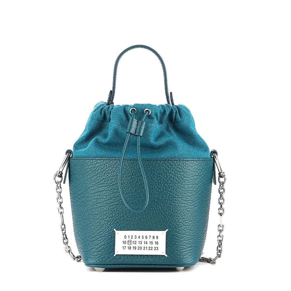 Maison Margiela Women's 5AC Shoulder Bag (SKU: S61WG0035 P4348 T6103)