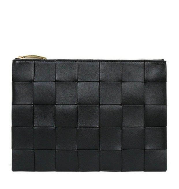 Bottega Veneta Medium Intrecciatto Clutch 652931 VCQC1 8425