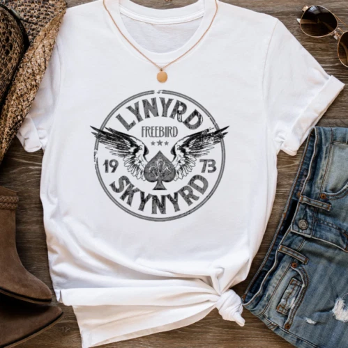Retro Lynyrd Skynyrd Free Bird Rock Band 1973 Vintage The Wings Gifts T-Shirt