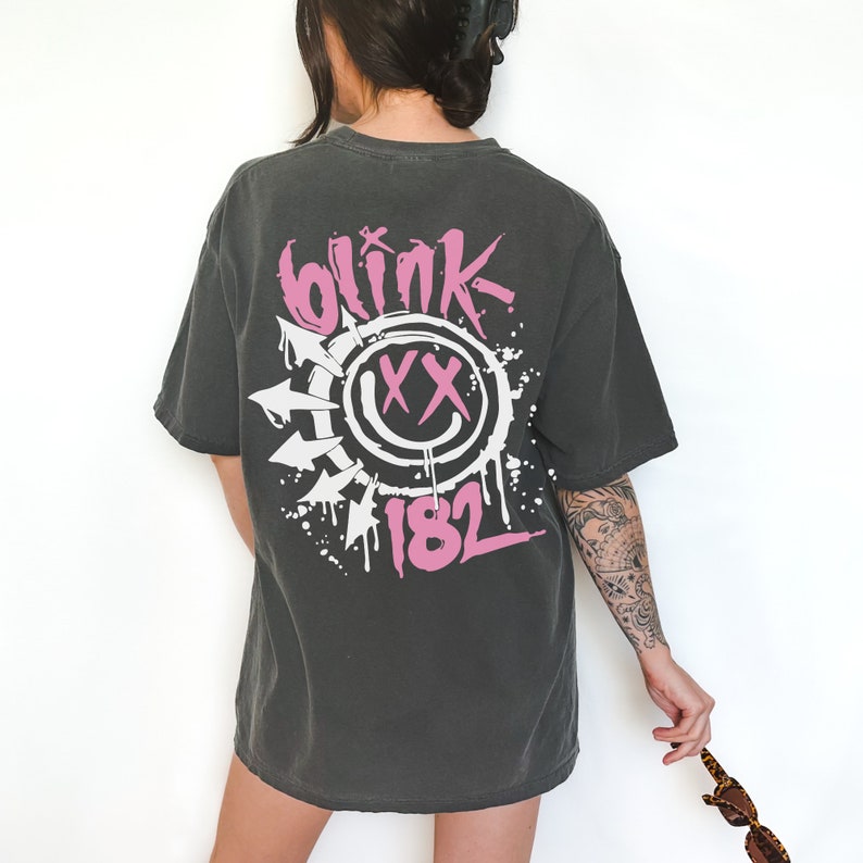 Blink 182 T-Shirt, Smile Face T-Shirt, Retro Smile Face T-Shirt, Blink 182 Rock Shirt