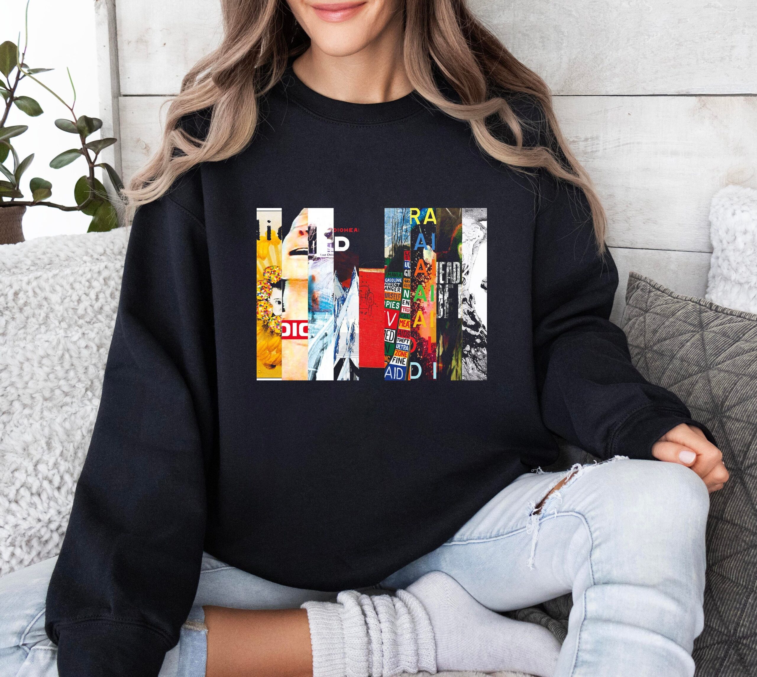 Radiohead Sweatshirts, Vintage Radiohead Sweatshirt, Unisex Sweatshirt, Vintage Sweatshirt, Band Sweatshirt, Radiohead Graphic TShirt