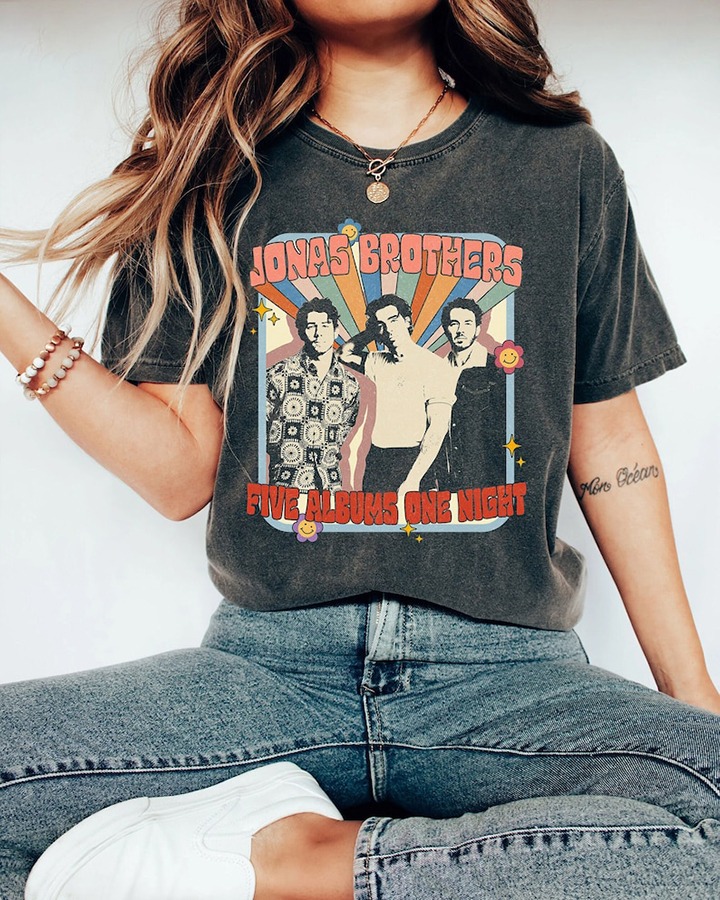 Jonas Brothers Vintage Shirt, Five Albums One Night Tour Shirt, Movie Graphic Tee, Joe Jonass SweatShirt