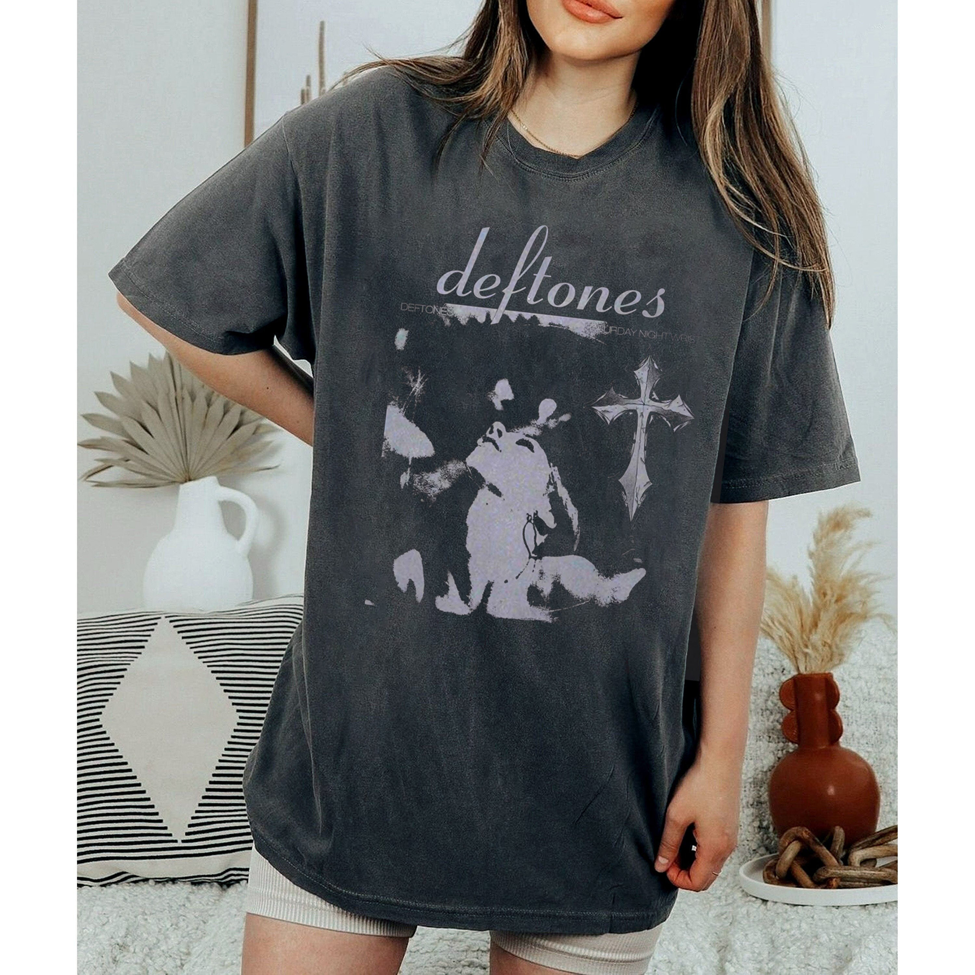 Deftones Graphic Tee, Deftones Tour Shirt, Deftones ConcerShirt, Retro Deftones Shirt