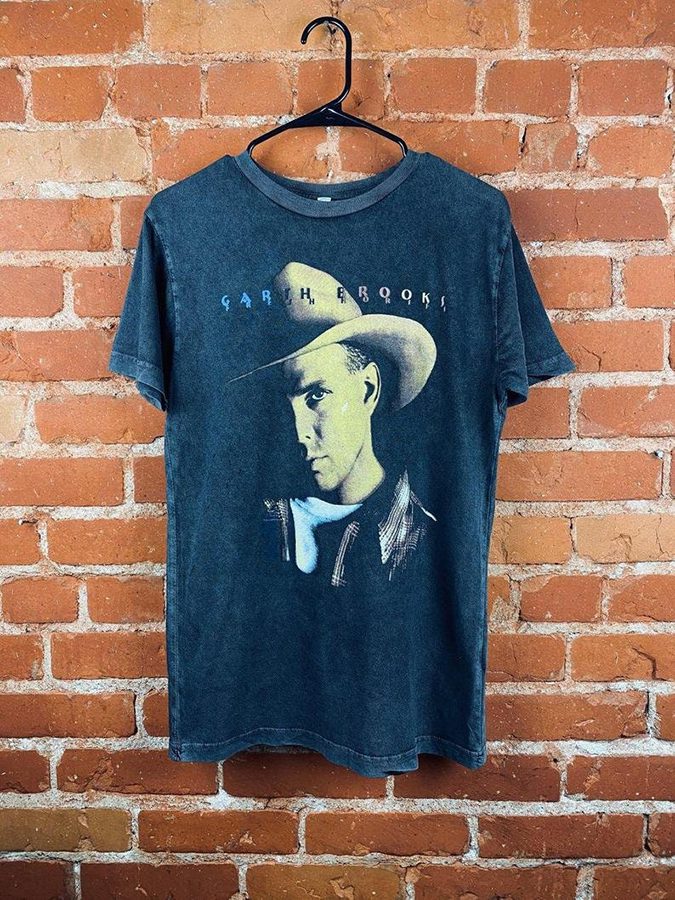 Vintage Garth Brooks Shirt