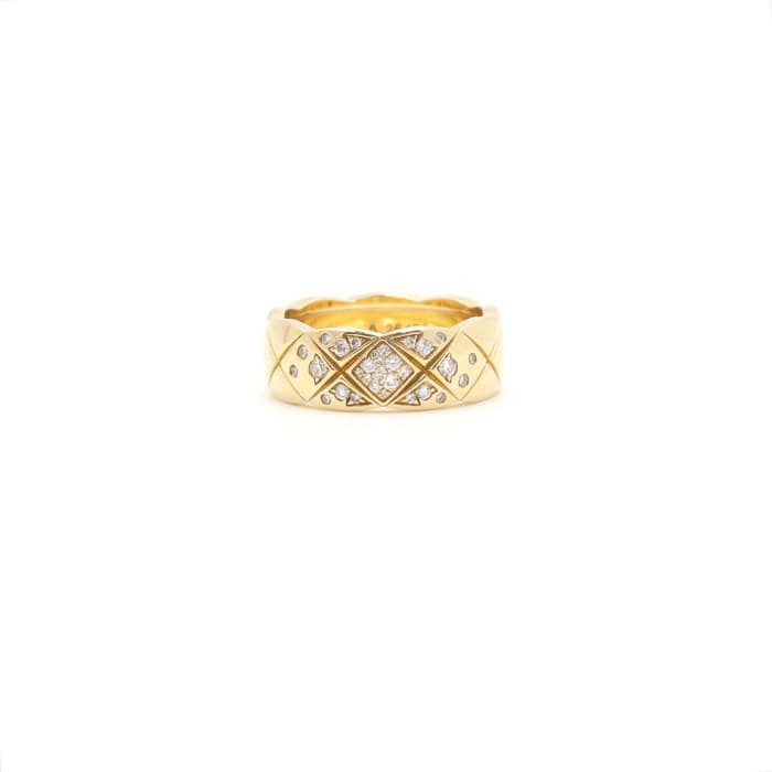 CHANEL 18K Yellow Gold 0.19 Carat Diamond COCO CRUSH Quilted Ring 10 134104578