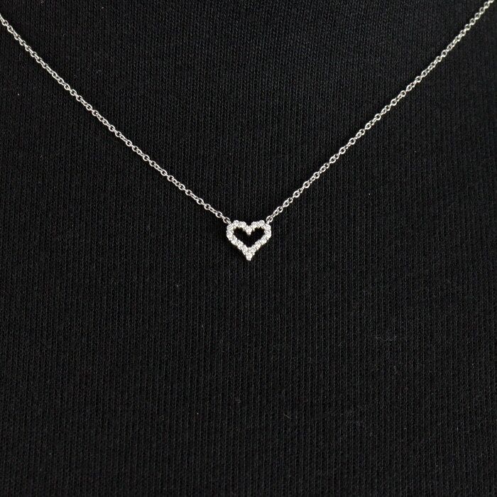 Tiffany & Co Platinum 0.06 Carat Extra Mini Heart Pendant Necklace AA47255 123678251
