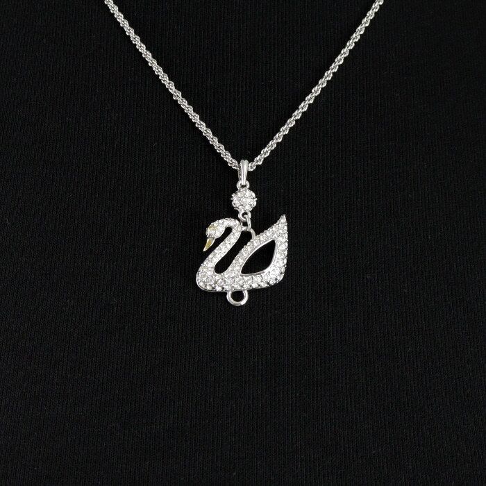 Swarovski Crystal Swan Logo Women's Chain Necklace 45522 119403250