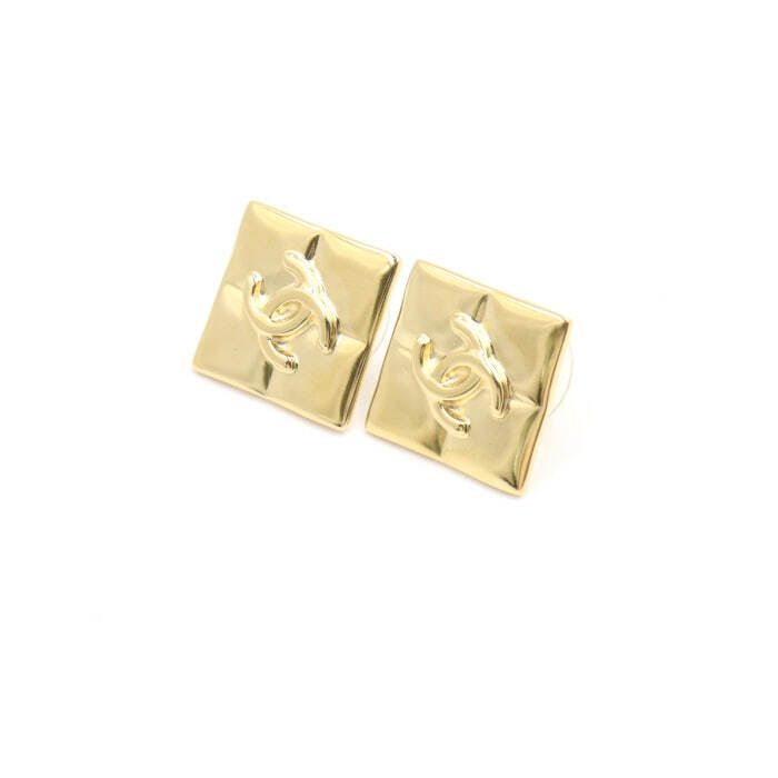 CHANEL Gold CC Logo Earrings ABE656 118384138