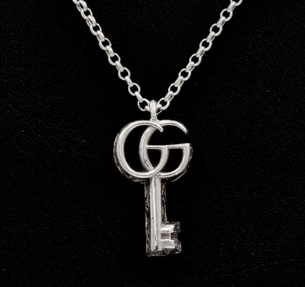 Gucci Silver GG Key Necklace 7570953351 132621334
