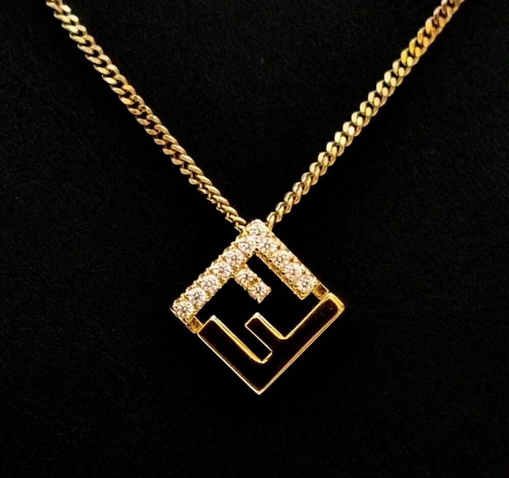 Fendi Elegant Crystal Necklace 7559364182 131151547