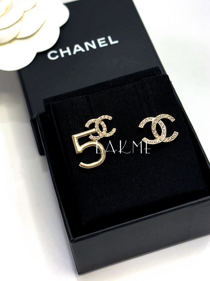 CHANEL CC Logo No.5 Women's Earrings Gold 114716167