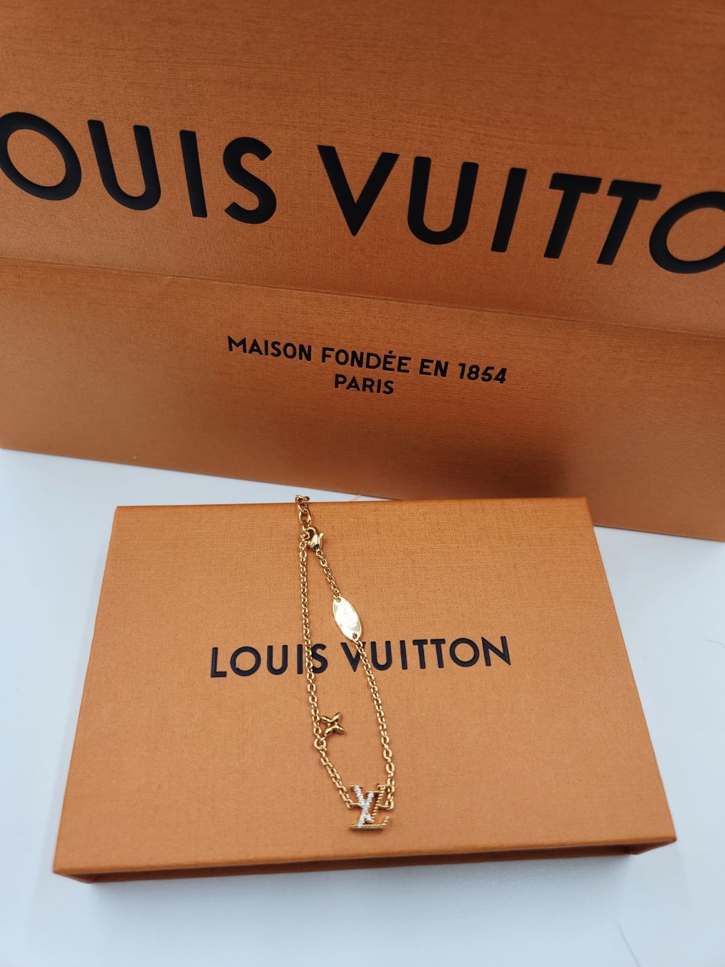 Louis Vuitton LZ Logo Iconic Bracelet Gold M00587 68398071