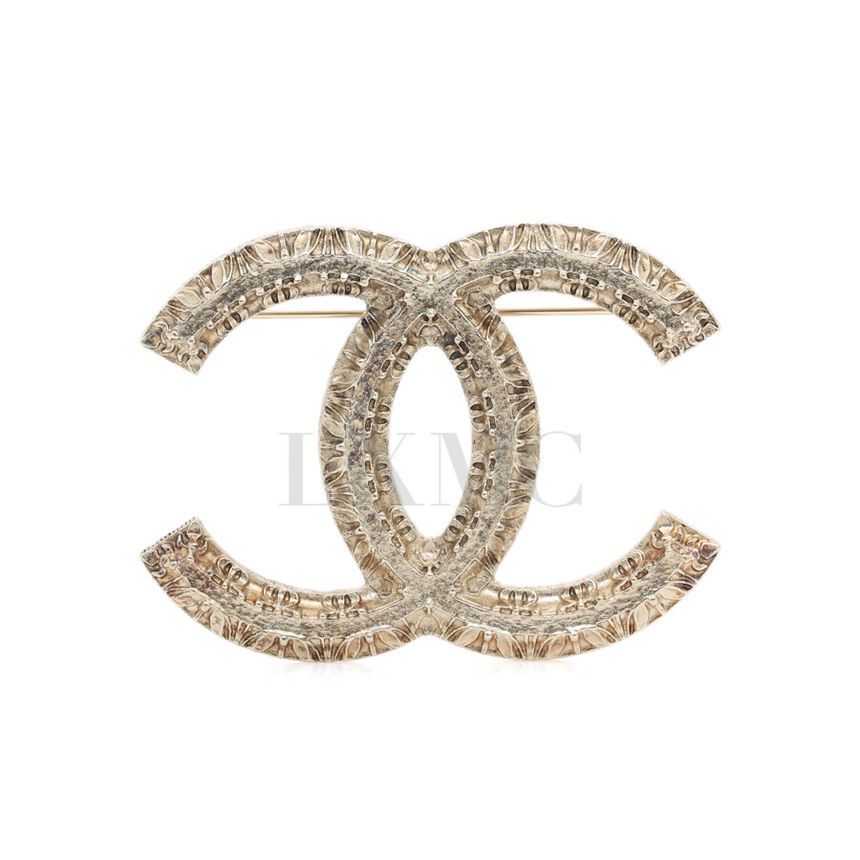 CHANEL Classic Brooch Maxi Size CC Logo Brooch 2011 126817224