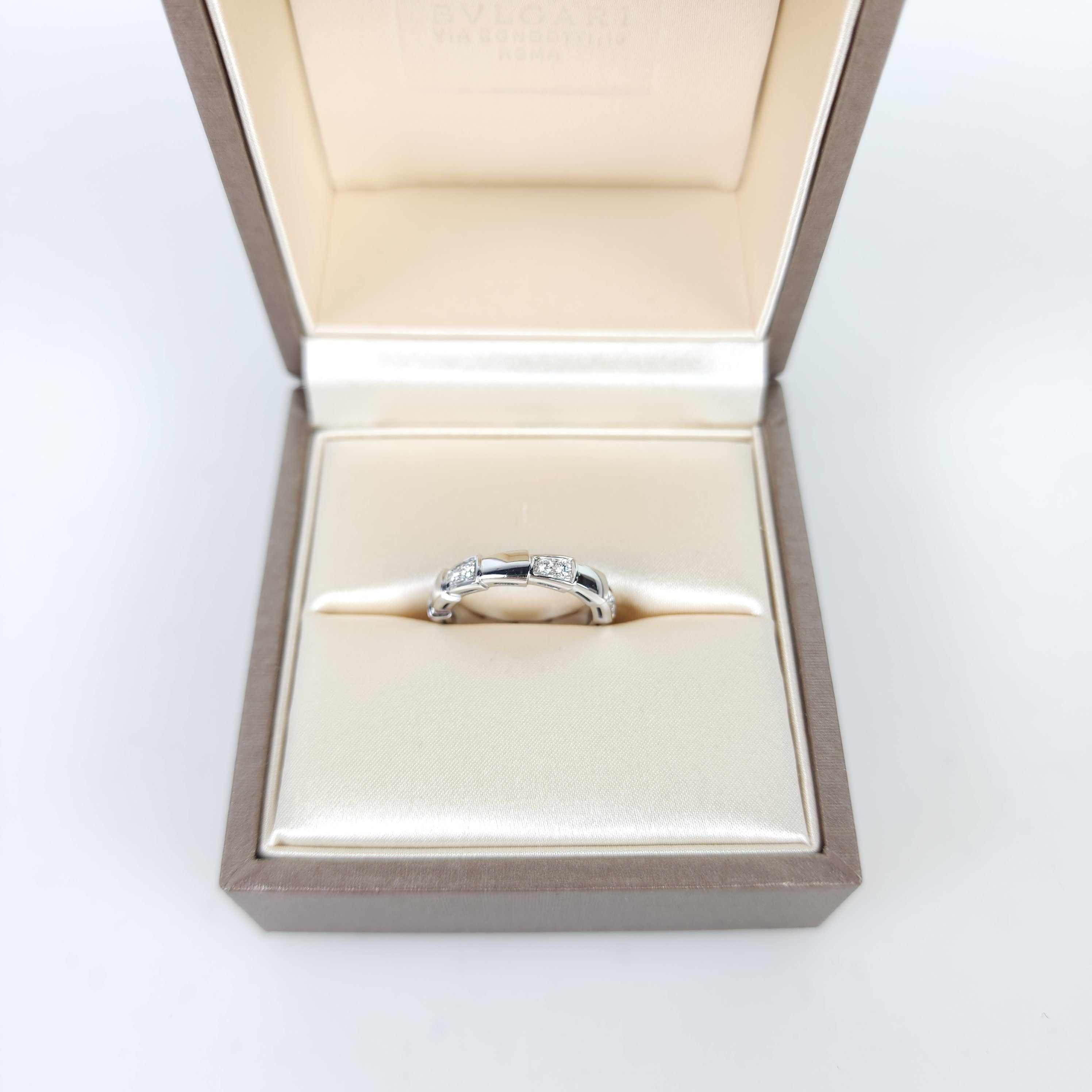 Bulgari White Gold Diamond Ring 8634 126421057