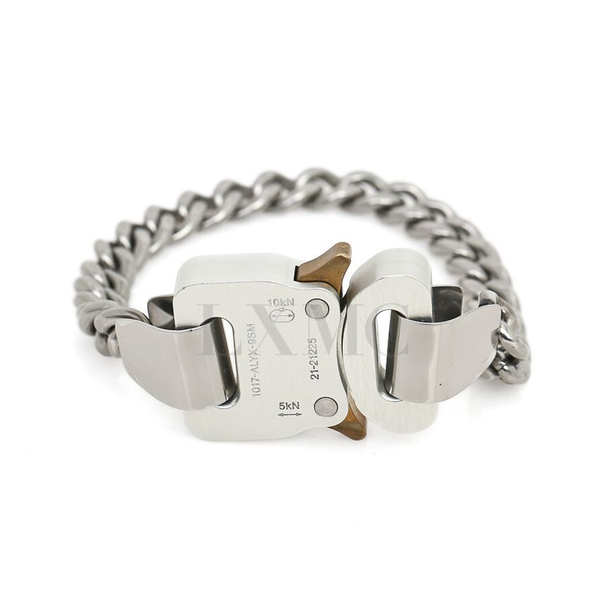 1017 ALYX 9SM ALYX Bracelet Chain Bracelet Metal Buckle AAUJW0214OT01 72328696