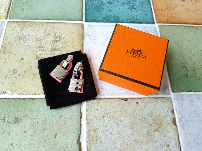 Hermes Hermes O Kelly Earrings 124360575