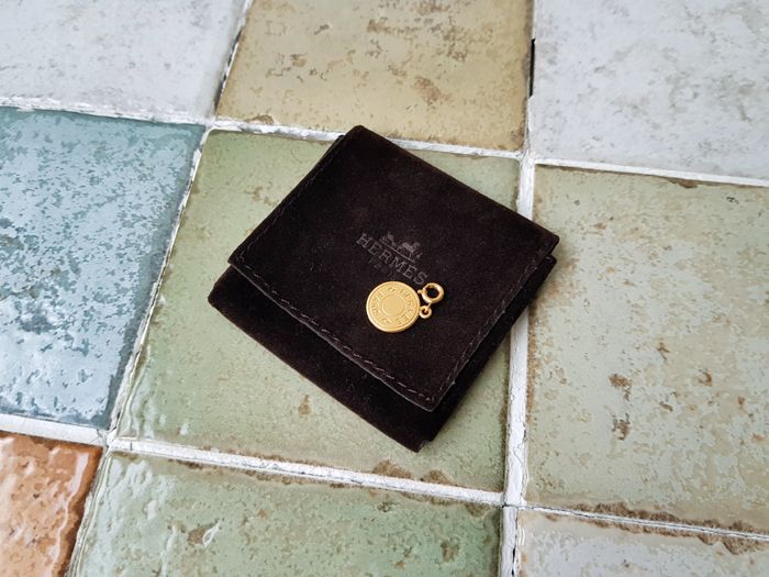 Hermes Serie Gold Matte Pendant 118226426