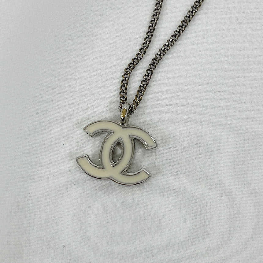 CHANEL Pendant Necklace Double-Sided Enamel Ivory S241126-01 122342221