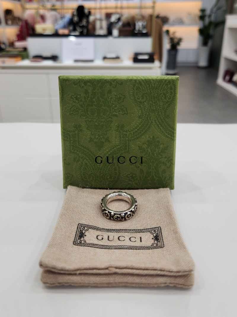 Gucci Interlocking G Flower Ring Silver Aged Finish 728261 124783318