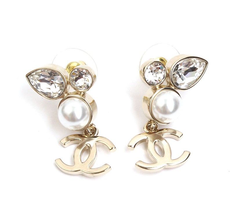 CHANEL Champagne Gold Pearl Crystal Gold-Plated Earrings 29934831