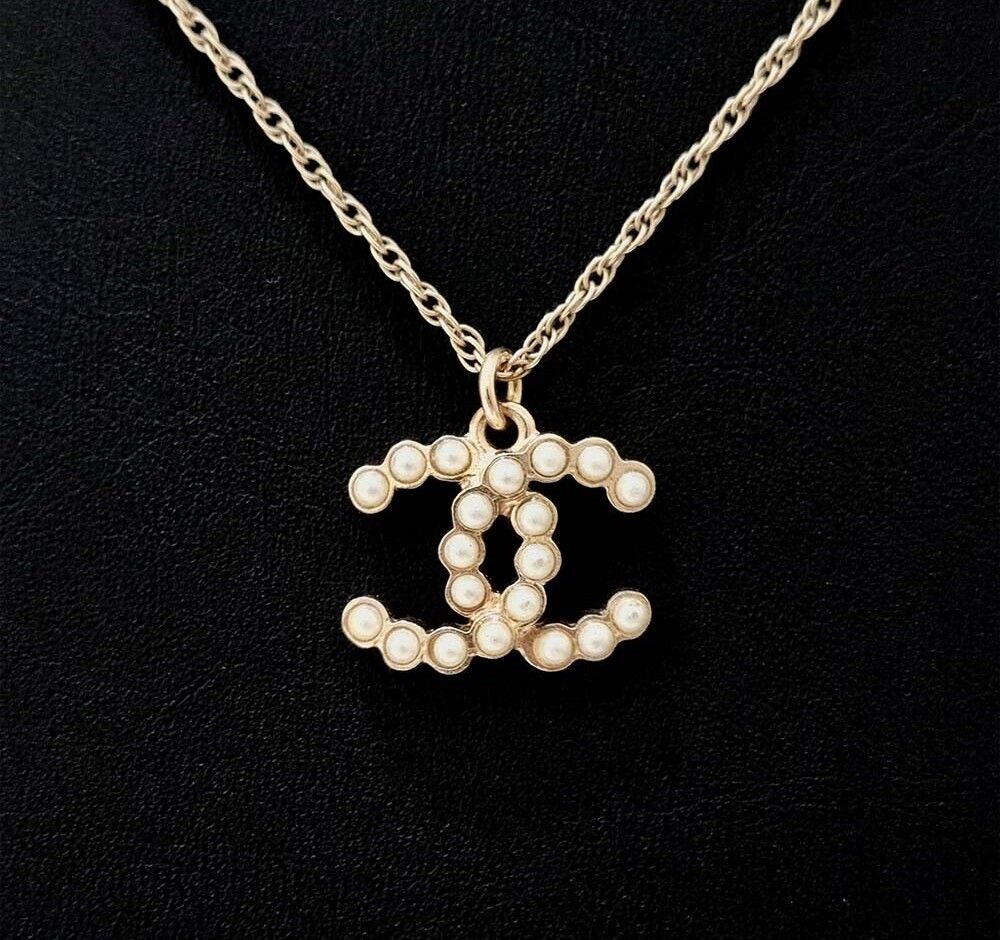 CHANEL Gold Logo Necklace 7444942619 120113884