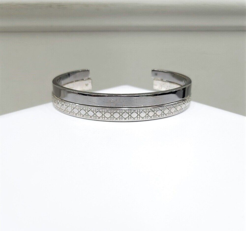 Dior Silver Cannage Bangle Bracelet Set 100674694