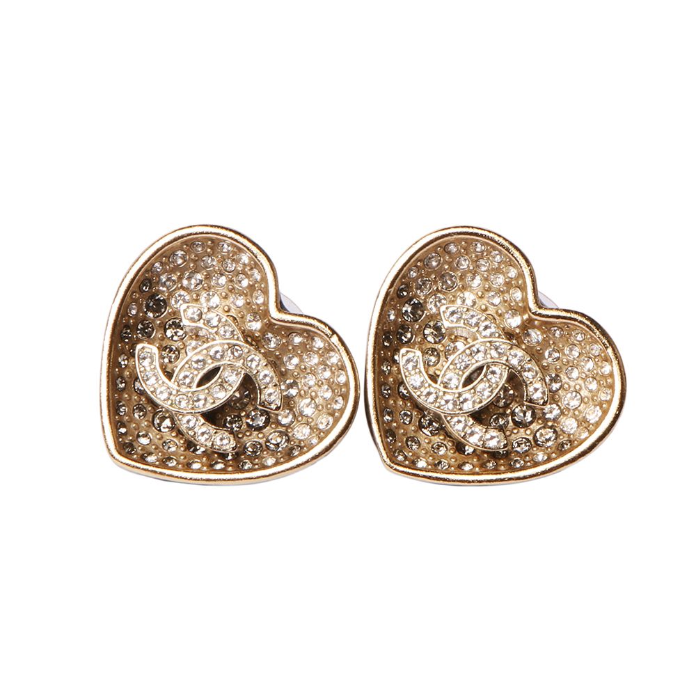 CHANEL CC Logo Heart Earrings 30400-1 49863824
