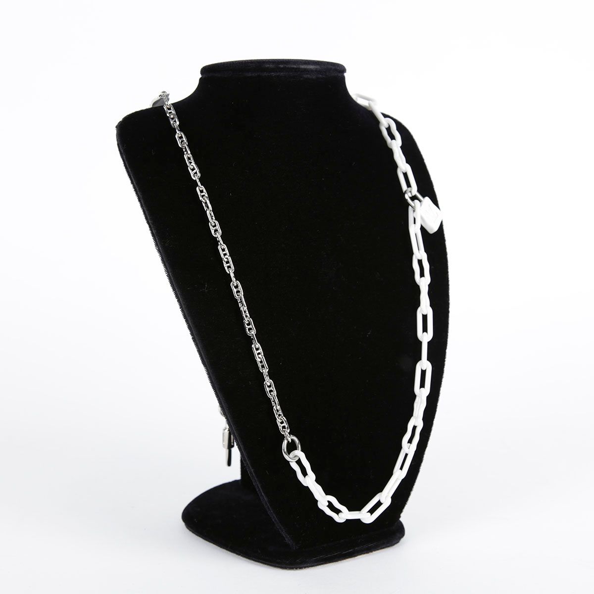 Louis Vuitton Chain Lettering Necklace MP2566 28172942