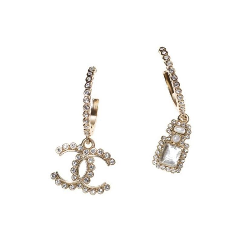CHANEL CC Perfume Bottle Antique Design One-Touch Earrings Crystal Gold AB7273 123145774