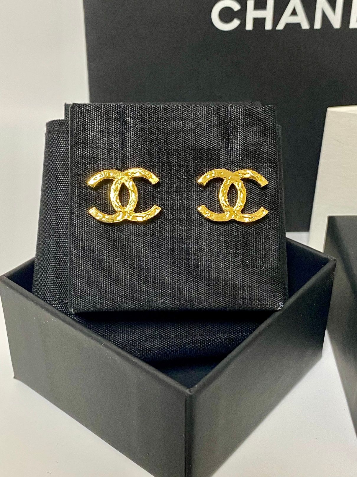 CHANEL CC Logo Gold Earrings ABC502 66709156