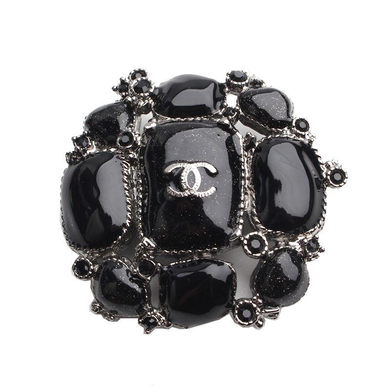 CHANEL Black Enamel CC Brooch 119474532