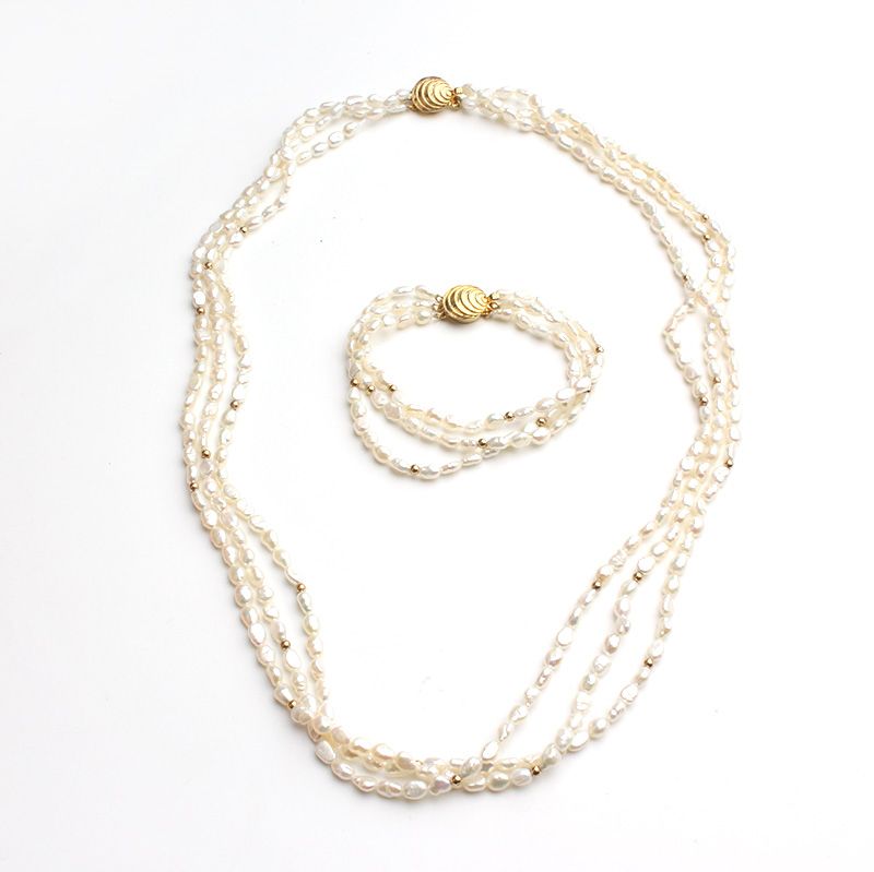 Other Brand Triple Rice Pearl Necklace and Bracelet Set 119960384