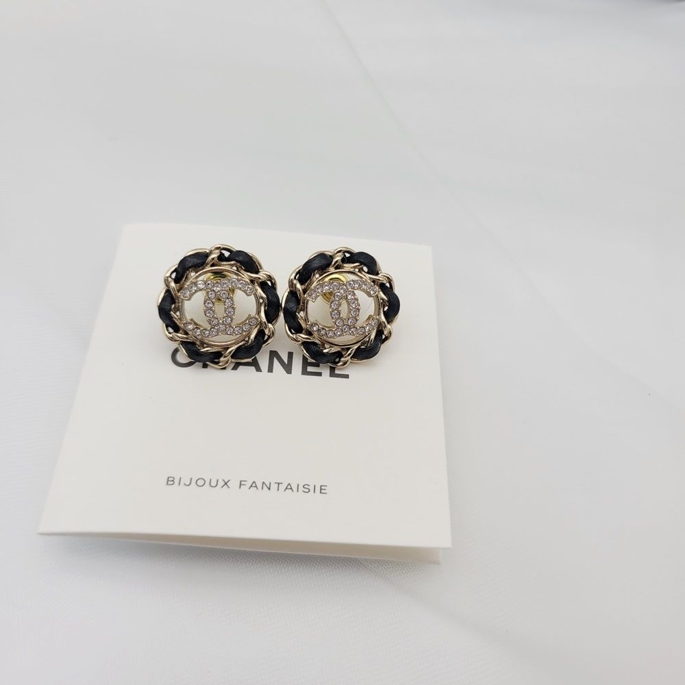 CHANEL Leather Chain Round Earrings 121134748