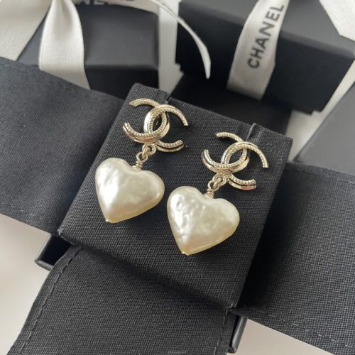 CHANEL CC Logo Heart Drop Resin Earrings AB7529 72609800