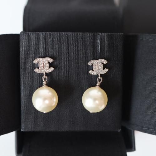 CHANEL Classic CC Logo Pearl Cubic Drop Earrings A36138 72622290