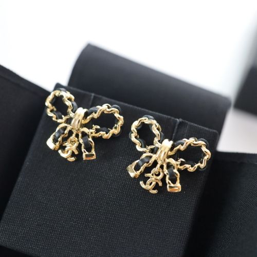 CHANEL Classic CC Logo Ribbon Chain Earrings AB8827 72618291