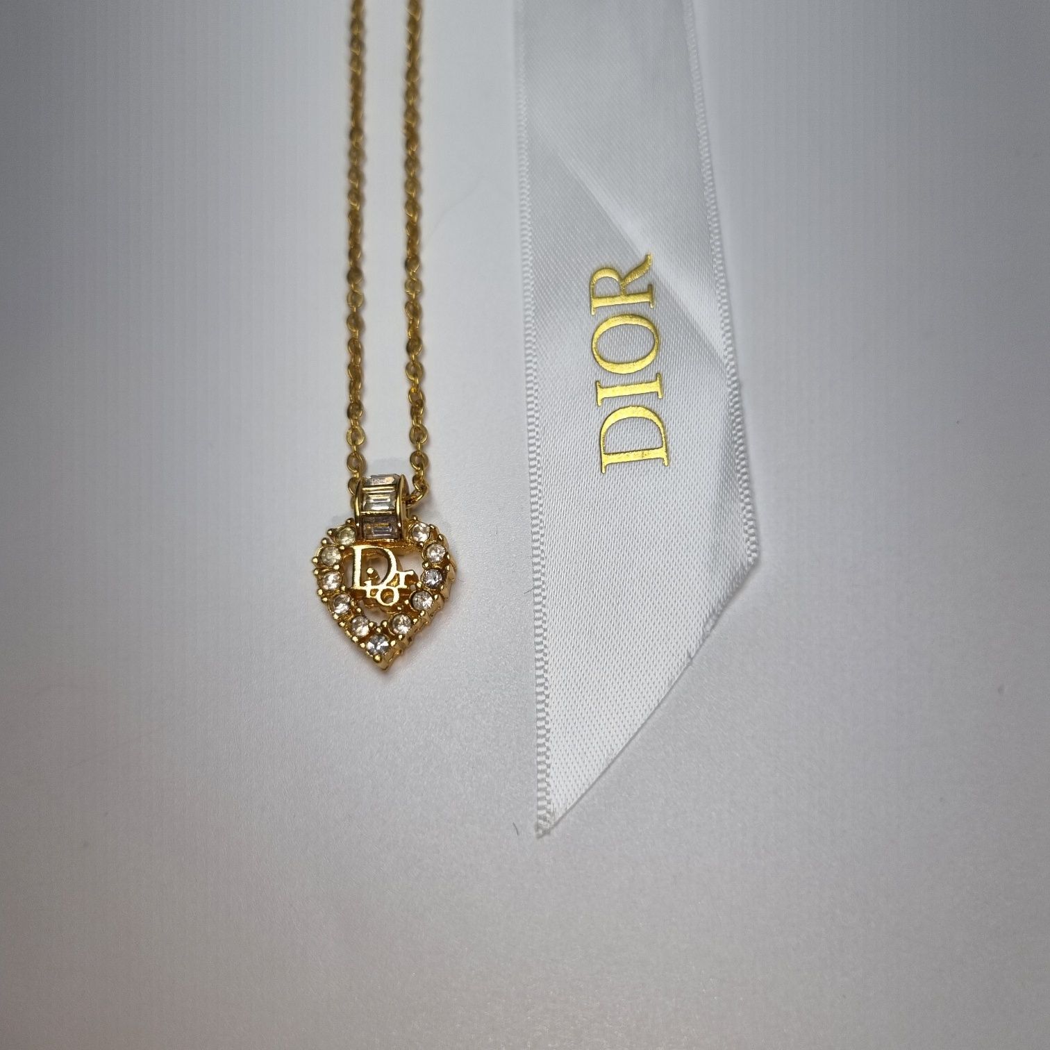 Dior Logo Heart Hook Stone Necklace 503-75 133042905