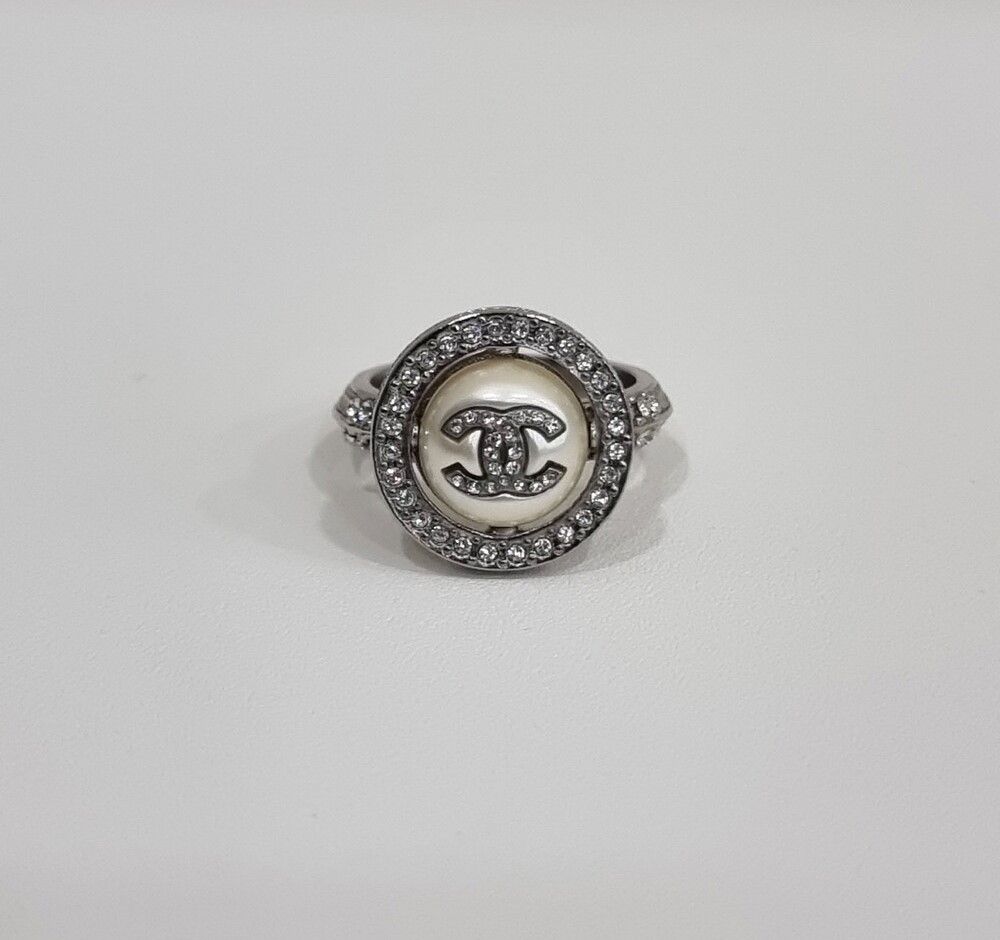 CHANEL Unused Round Logo Crystal Ring 44658727