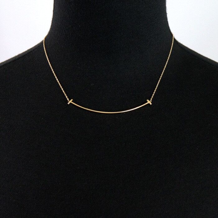 Tiffany & Co Large T Smile Pendant Necklace in 18K Yellow Gold aa49830 132992107