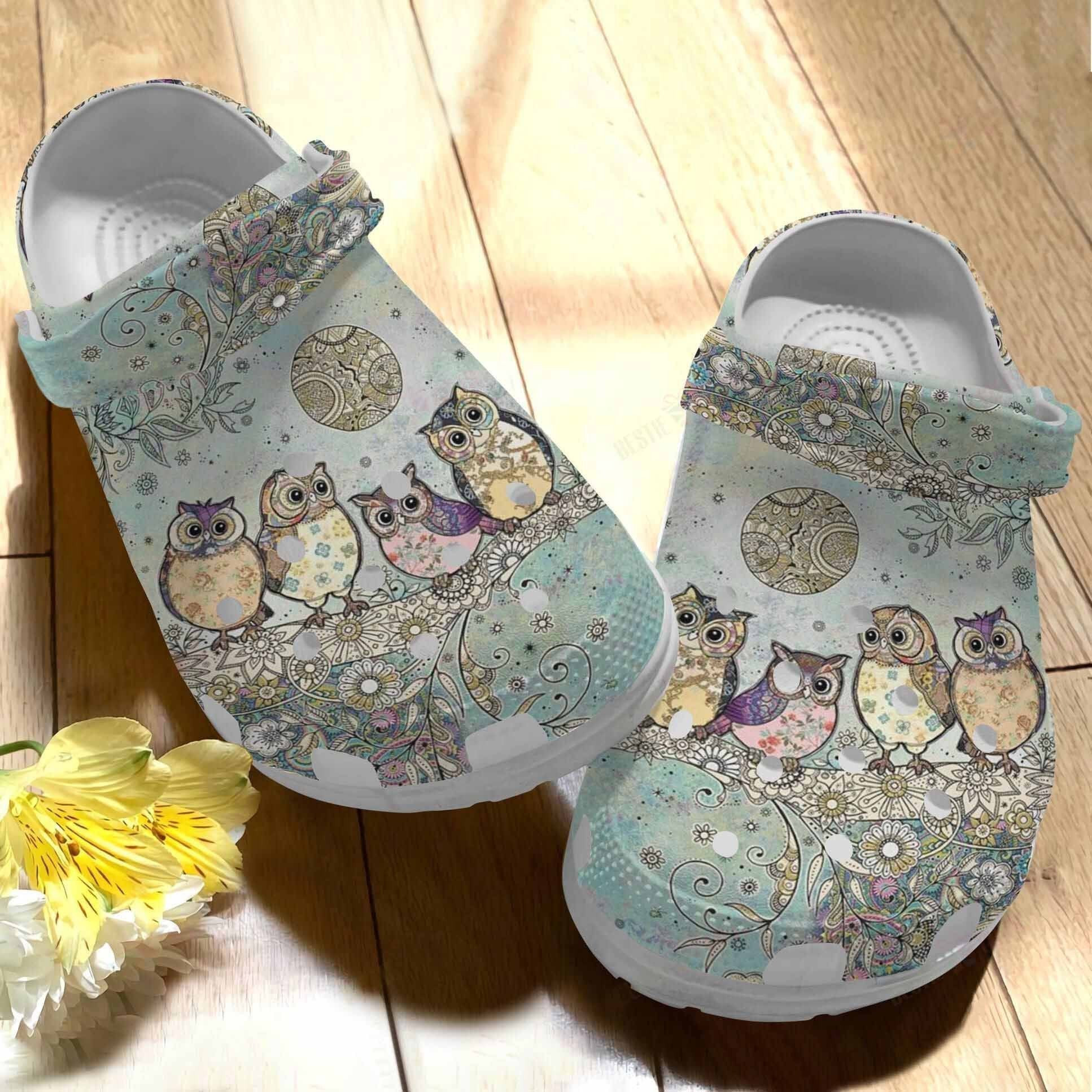 4 Owls Flower Pattern Crocs Gift For Men Women