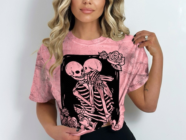Retro Halloween Shirt Skeleton Love Funny Halloween Shirt