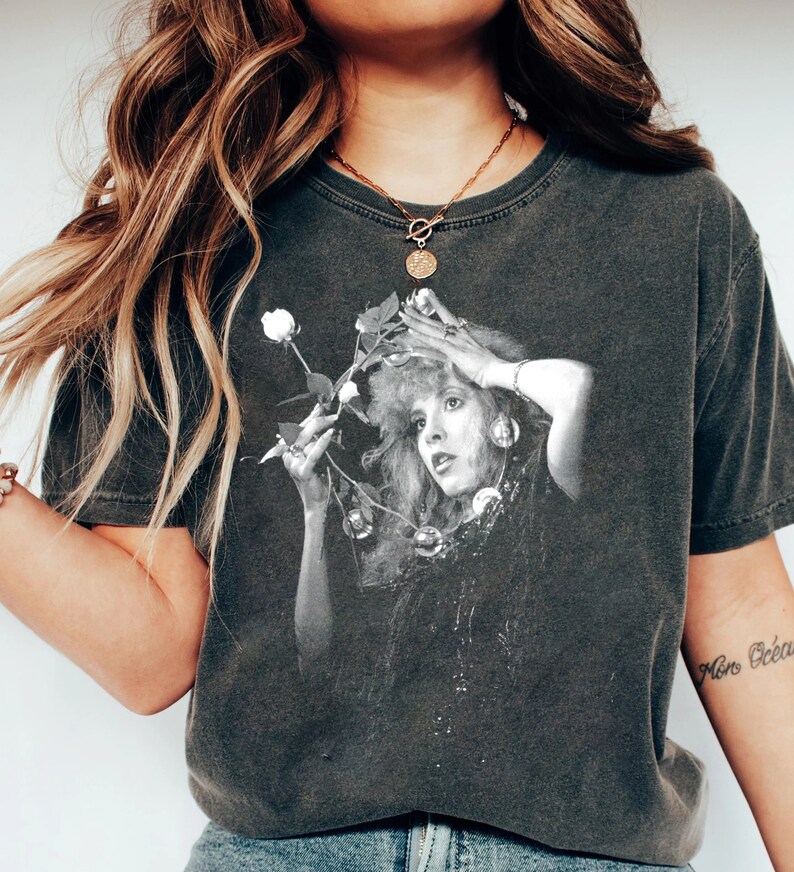 Classic Stevie Nick Music Tour Shirt Rock Band Shirt Stevie Nick Music Tour 2025 Shirt