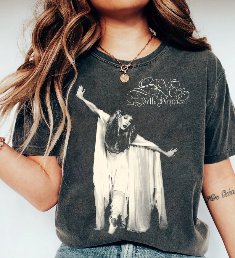 Graphic Stevie Nicks Shirt Stevie Nicks Live On Tour 2025 Shirt Stevie Nicks Music Shirt