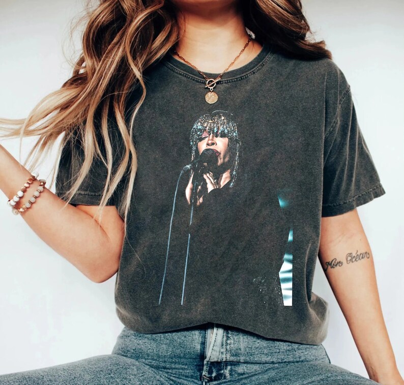 American Singer Shirt Erykah Badu Vintage Shirt Erykah Badu 90S R&B Shirt