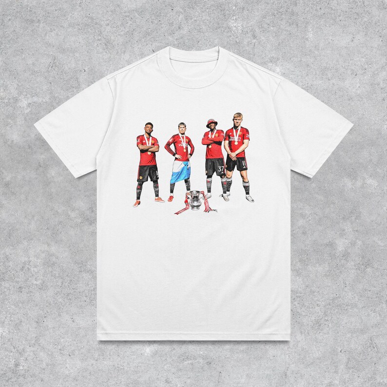 Manchester United Graphic Shirt Fa Cup Champions 2025 Mainoo & Garnacho