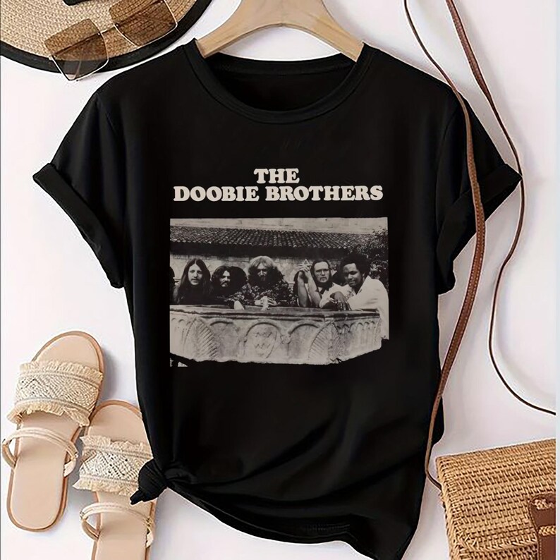 Retro Doobie Brothers Tour Fan Shirt The Doobie Brothers Tour 2025 Shirt