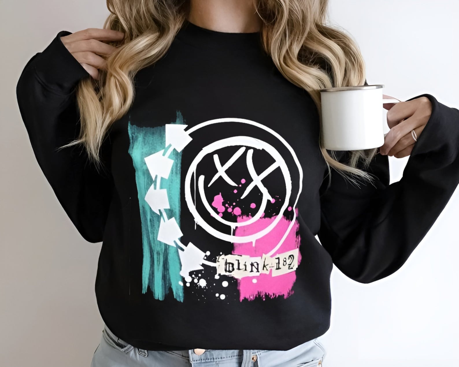 Blink 182 Vintage Concert Sweatshirt
