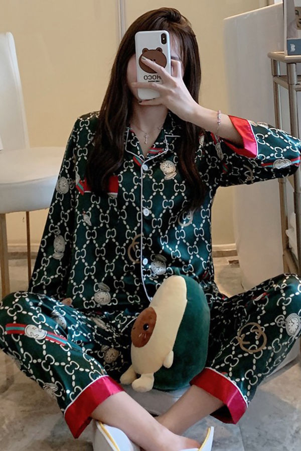 Gucci Women Luxury Satin Long Sleeve Pajama Set  Comfortable To Wear
