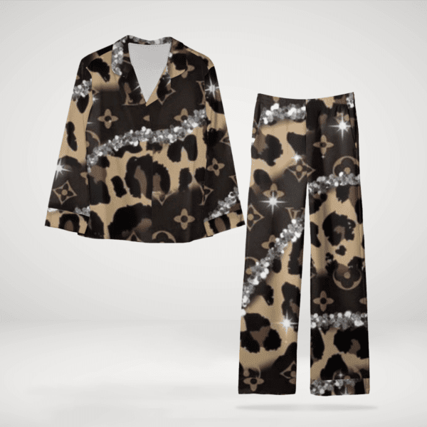 Louis Vuitton Elegant Colors Satin Long Sleeve Pajama Set  Suitable For All Ages